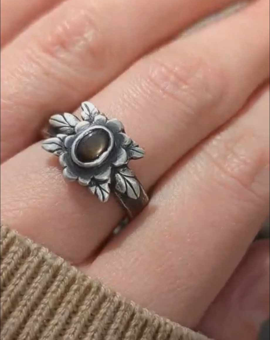 Shadowpetal Bloom | Ring